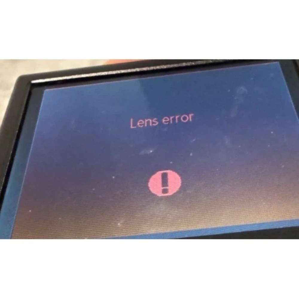 *LENS ERROR* *PARTS ONLY* Nikon COOLPIX S3000 12MP Point & Shoot Purple